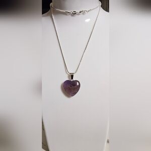 Natural Amethyst Purple Heart Pendant Necklace Item 007